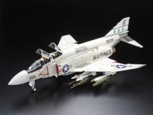 Tamiya McDonell Douglas F-4J Phantom II Marines 60308