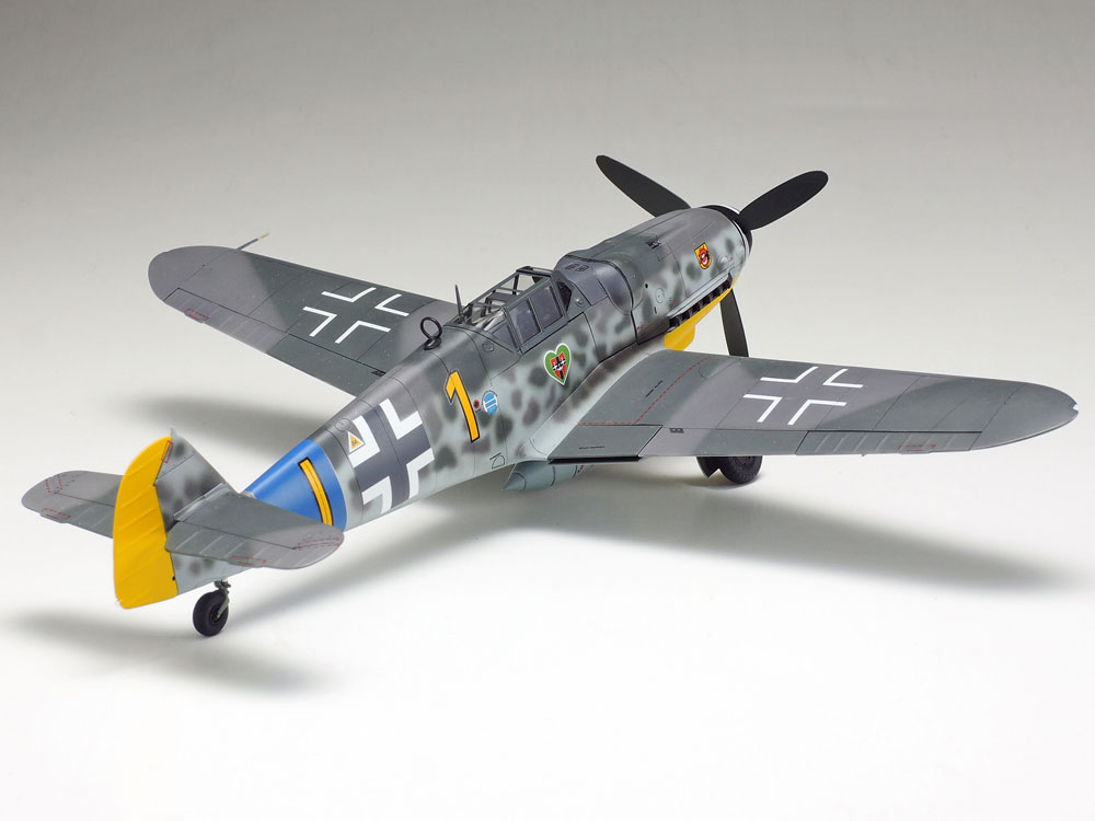 Tamiya MESSERSCHMITT BF 109G-6 1/48 61117