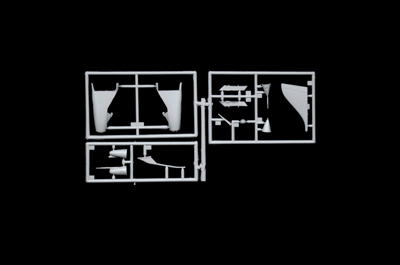 ITALERI 1/72 HARRIER GR.1 TRANSATLANTIC AIR RACE 50TH 1435 - Image 4