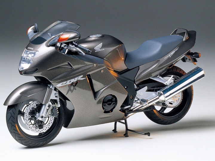 TAMIYA HONDA CBR 1100XX S.BLACKBIRD 1/12 14070