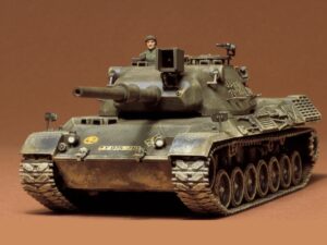 Tamiya Leopard Tank 1/35 35064