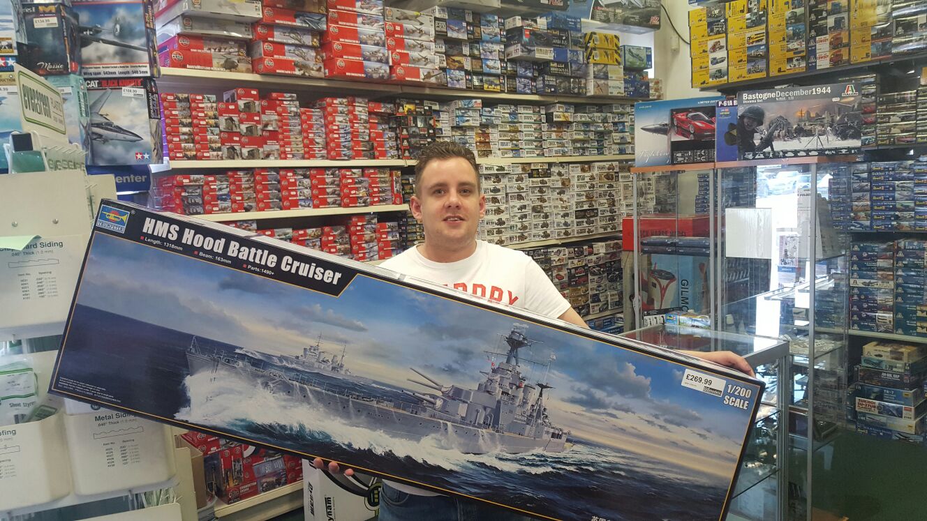 Trumpeter 1/200 HMS Hood