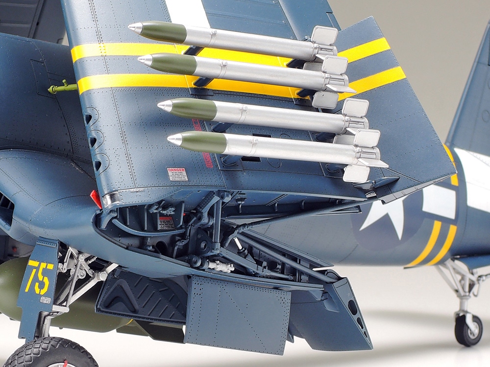 Tamiya Vought F4U-1D Corsair 1/32 60327