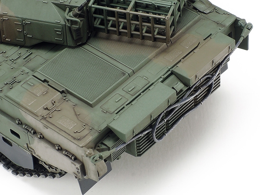 TAMIYA JAPANESE JGSDF TYPE 10 TANK 1/48 32588