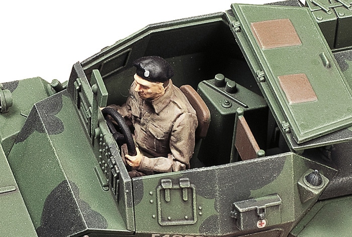 TAMIYA BRITISH DINGO MK.II ARMOURED SCOUT CAR 1/48 32581 - Image 4