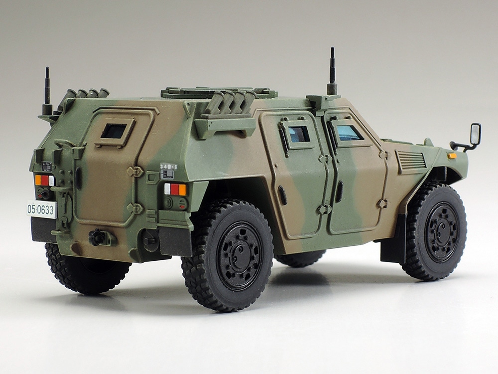 TAMIYA JAPANESE JGSDF LIGHT ARMOURED VEHICLE 1/48 32590