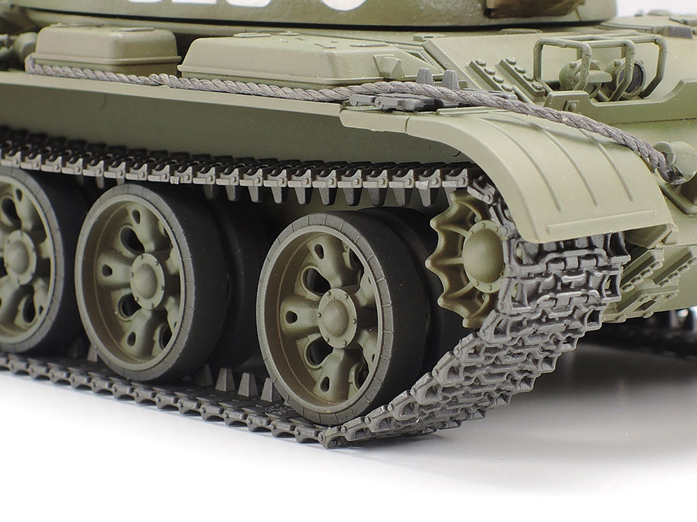 TAMIYA RUSSIAN MEDIUM TANK T-55 1/48 32598