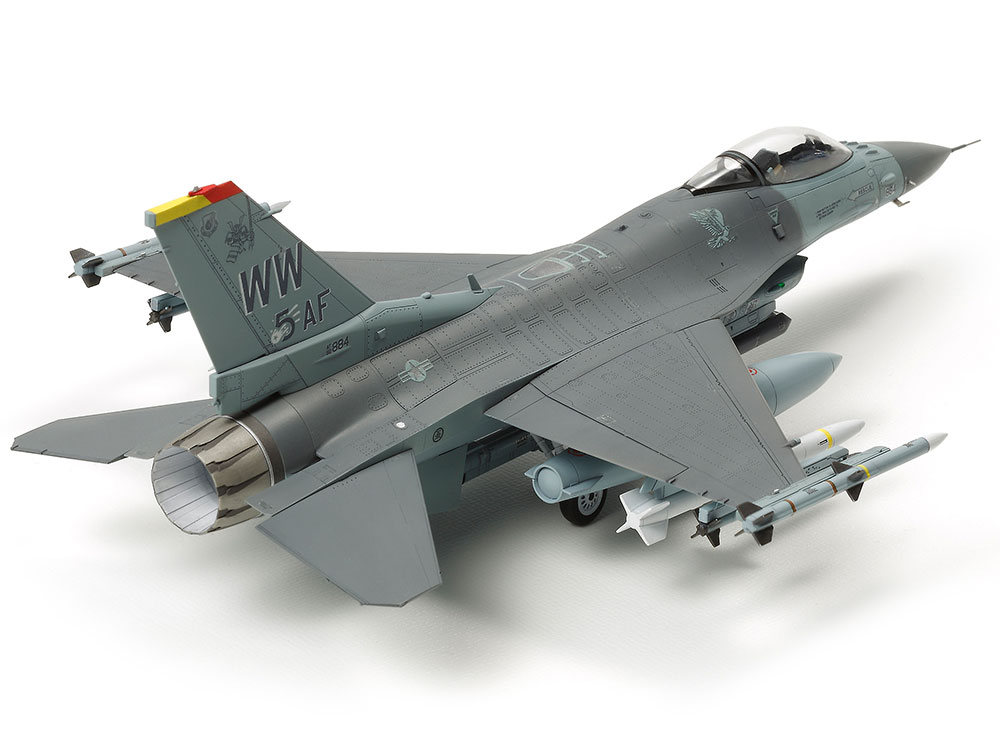 Tamiya F-16CJ Fighting Falcon Block 50 1/72 60788