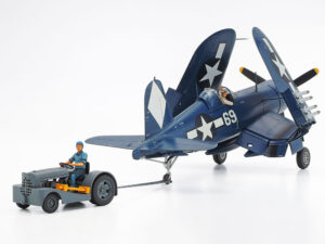 Tamiya Vought F4U-1D Corsair with Moto Tug 1/48 61085