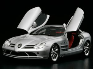 Tamiya Mercedes Benz SLR McLaren 1/24 24290
