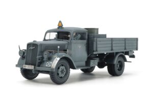 TAMIYA GERMAN OPEL 3 TON 4X2 CARGO TRUCK 1/48 32585