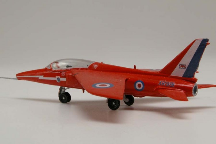 Airfix RAF Red Arrows Gnat Starter Set 1:72 - TJD Models