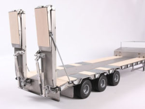 Carson 1/14 3 Axle Low Loader C907060