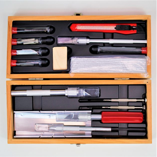 Deluxe Knife And Tool Chest PE30860