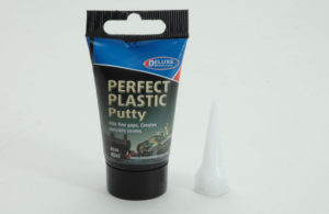 Deluxe Materials Perfect Plastic Putty 40ml