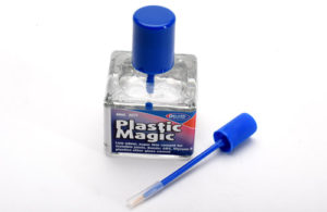Deluxe Materials Plastic Magic 40ml