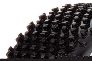 FASTRAX 1:8 CUBOID MOUNTED ON 8-SPOKE BLACK CHROME (PR)