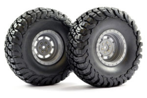 FTX MAULER 2.2" ALL TERRAIN TYRES PRE-GLUED ON GREY WHEELS