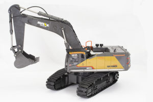 HUINA 1/14TH RC EXCAVATOR 2.4G 22CH W/DIE CAST CAB, BUCKET