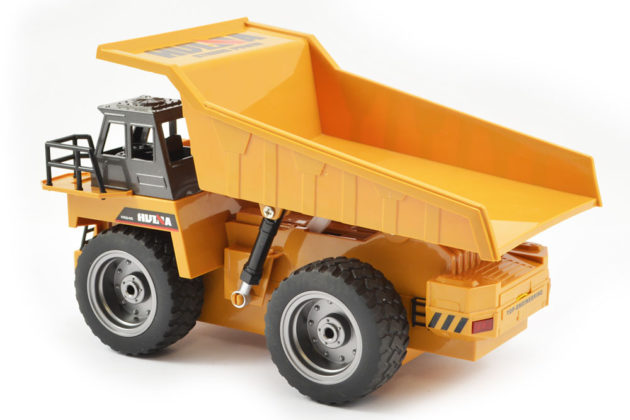 Huina 2.4G 6ch RC Dump Truck with diecast cab