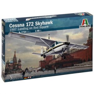 Italeri Cessna C.172 Skyhawk 1987 Landing on Red Square
