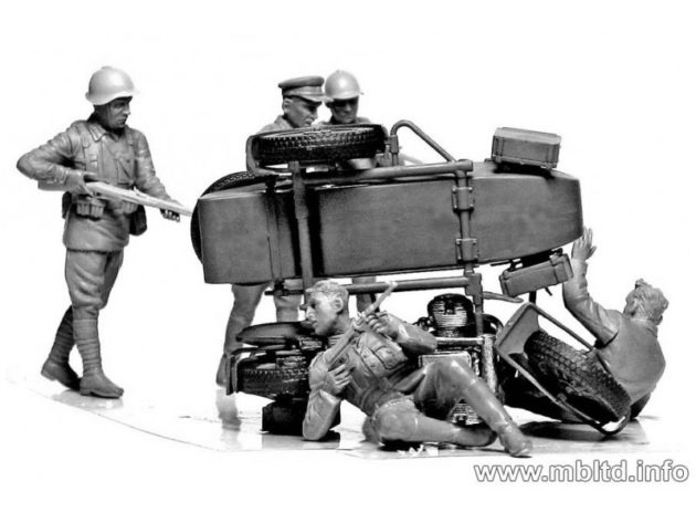 Masterbox 1/35 Accident Soviet & German Military 1941 # 3590