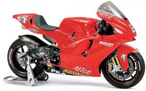 Tamiya Ducati Desmosedici 14101