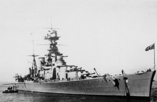 Trumpeter HMS Hood 1:200