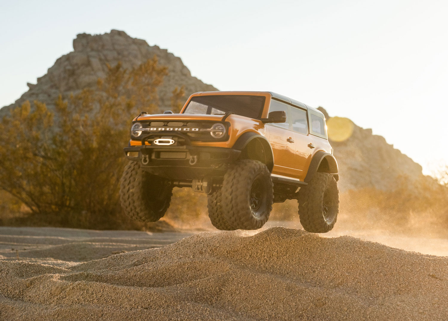 Traxxas TRX4 2021 Ford Bronco 1/10 Crawler - Orange