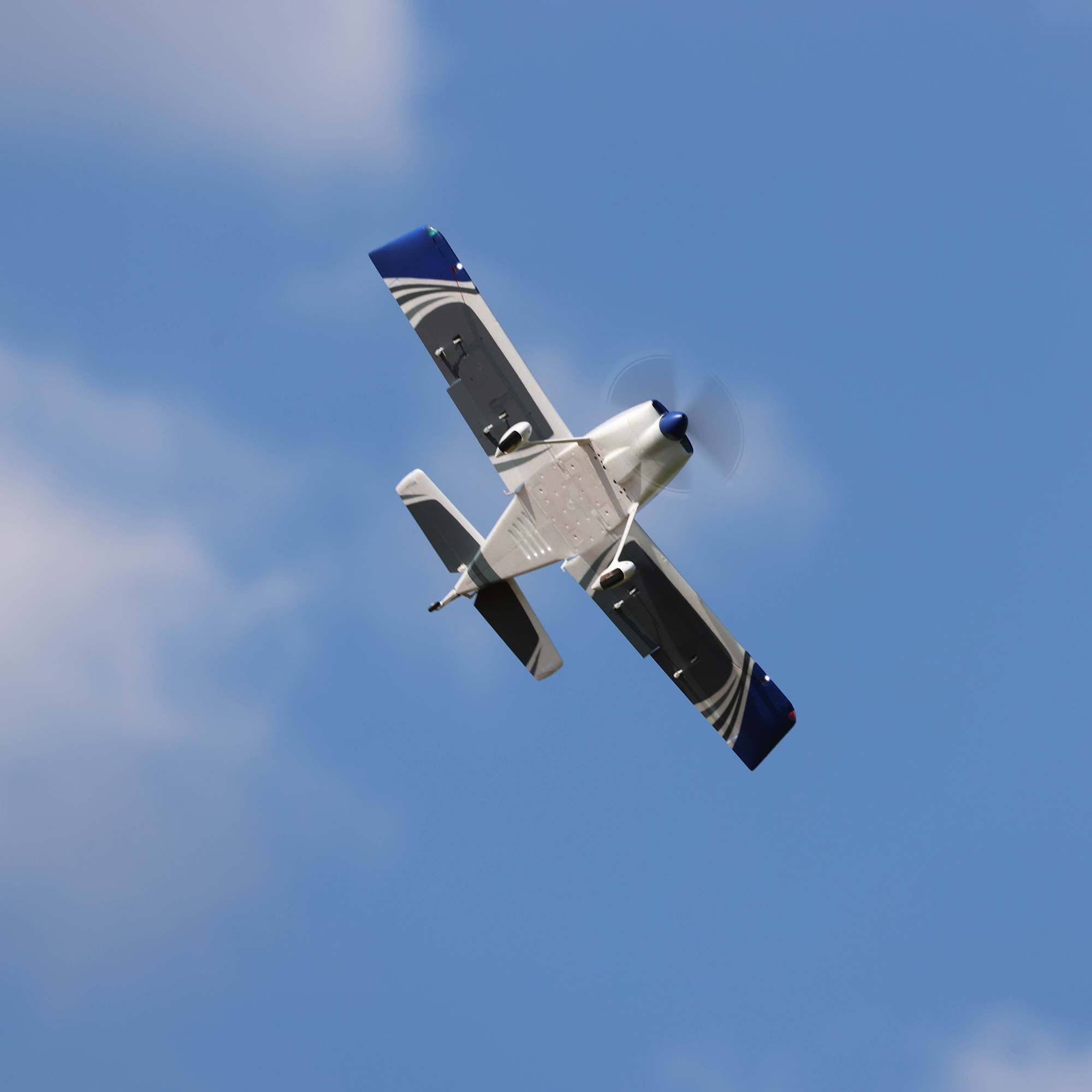 E-Flight RV 7 PNP 1.1m EFL01875 - Image 17