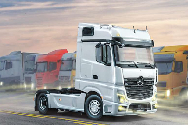 Mercedes Benz MP4 Big Space (Middle Roof) 3948 - Image 2