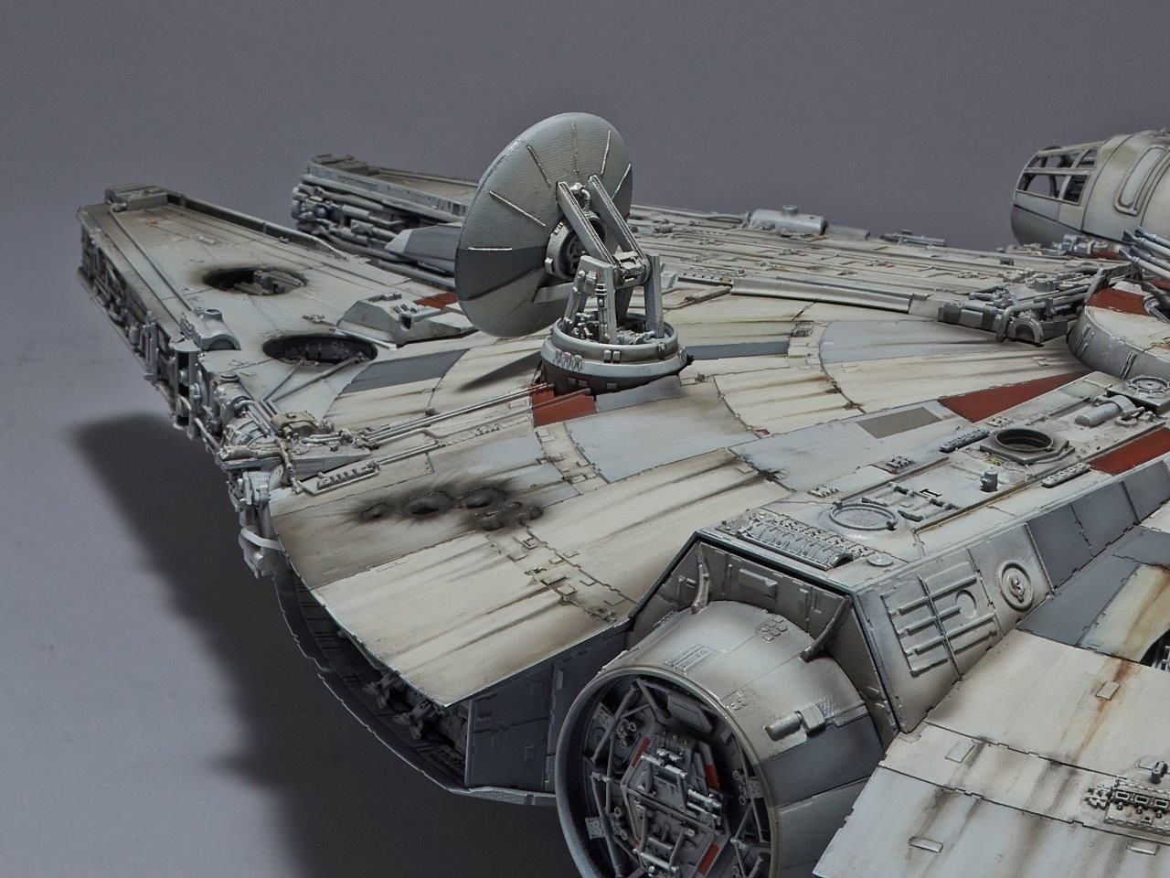 Bandai Millennium Falcon Perfect Grade 1/72 (Revell) 01206