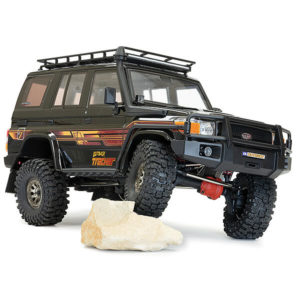 FTX Outback Tracker White