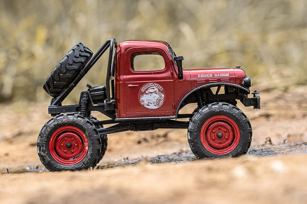 FMS FCX 1/24 Power Wagon Scaler RTR- Red