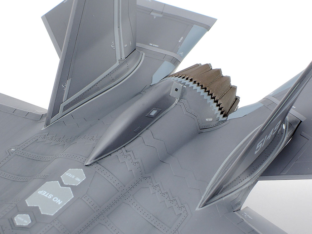 Tamiya Lockheed Martin F-35A Lightning II 1:48 61124