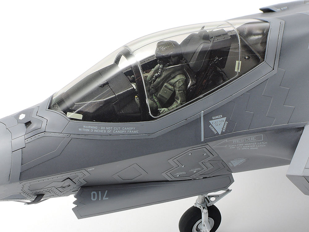 Tamiya Lockheed Martin F-35A Lightning II 1:48 61124