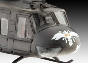Revell Bell UH-1H Gunship 1:100 04983