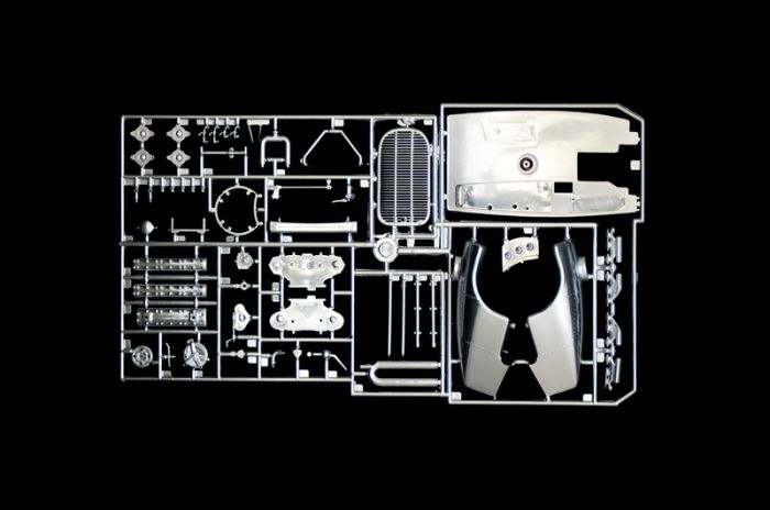Italeri 1/12 FIAT 806 GRAND PRIX # 4702
