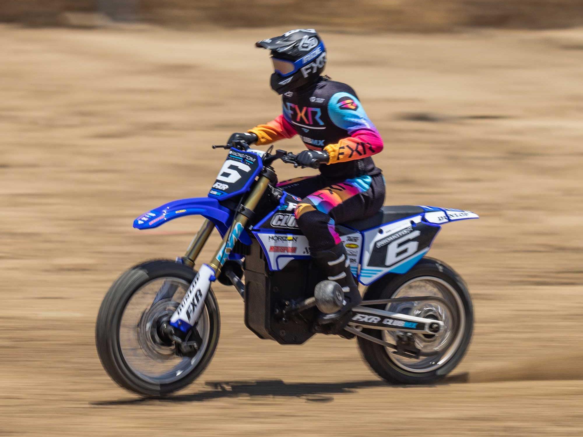 Losi 1/4 Promoto-MX Motorcycle RTR Club MX Blue C-LOS06000T2 - Image 18