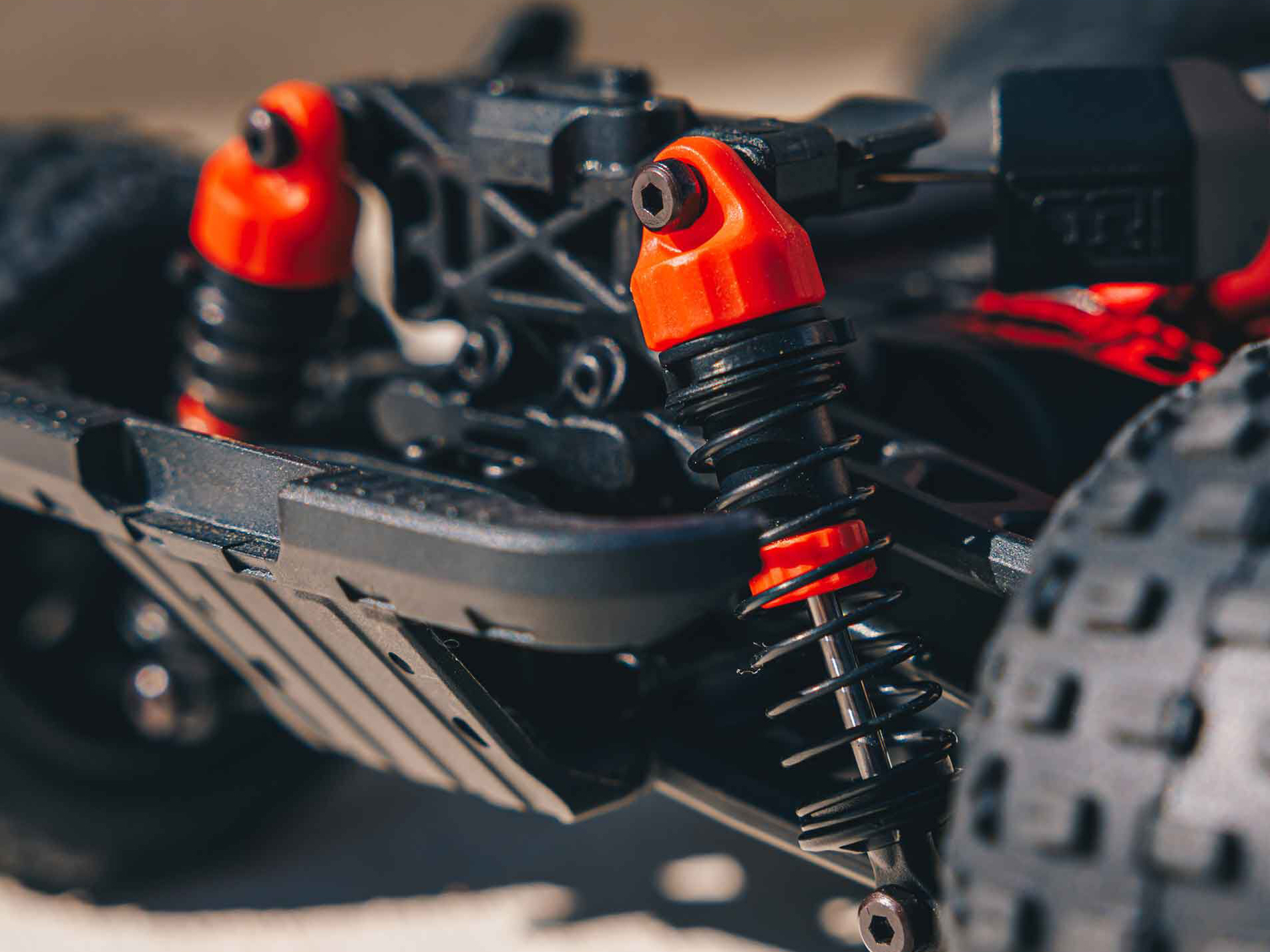 Arrma 1/18 GRANITE GROM MEGA 4X4 MT with Battery & Charger Green - Image 6