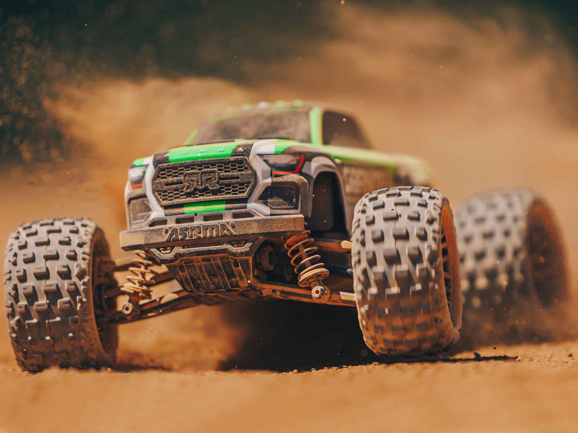 Arrma 1/18 GRANITE GROM MEGA 4X4 MT with Battery & Charger Green - Image 12