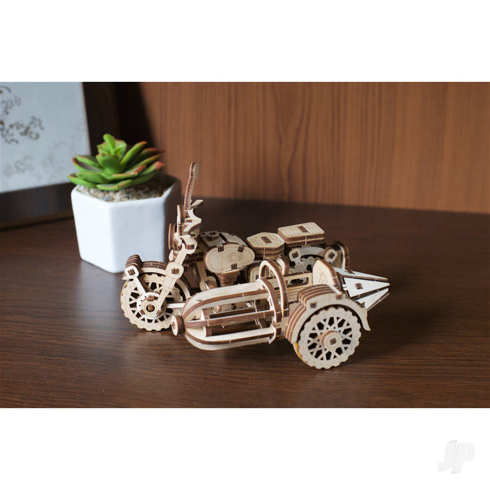 UGears Hagrid's Flying Motorbike UGR70212 - Image 10