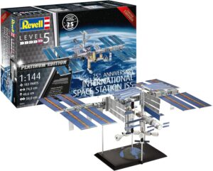 Revell Gift Set International Space Station ISS 25th Anniversary 1:144 05651