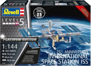 Revell Gift Set International Space Station ISS 25th Anniversary 1:144 05651