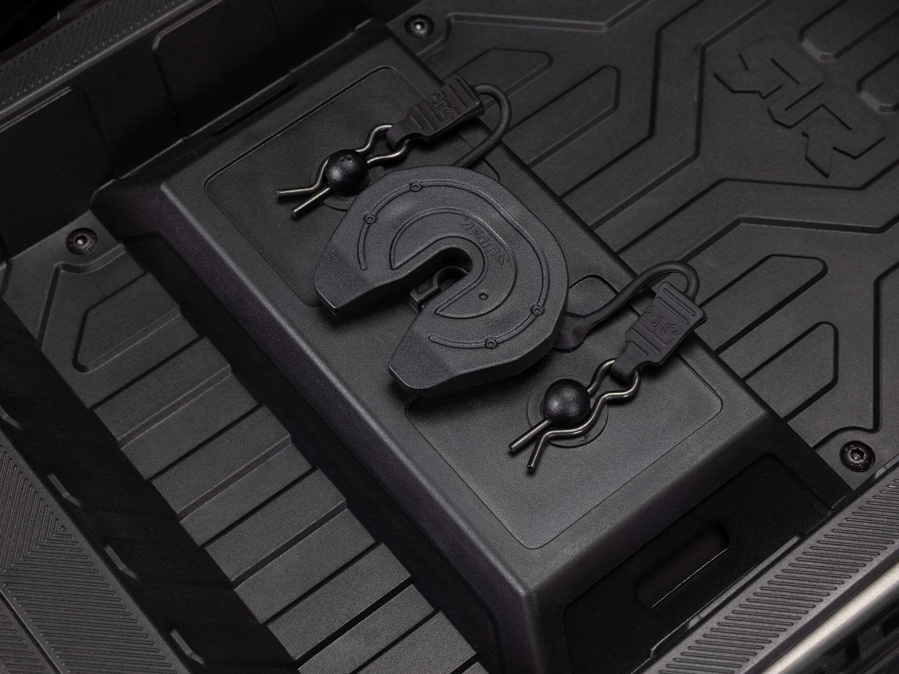 Arrma Big Rock White 6s 4X4 BLX Monster Truck RTR 1/7 ARA7612T3