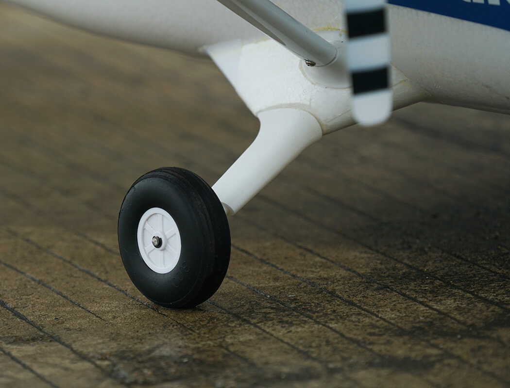 XFLY TWIN OTTER 1.8M PNP WITH FLOATS (XF116PF)