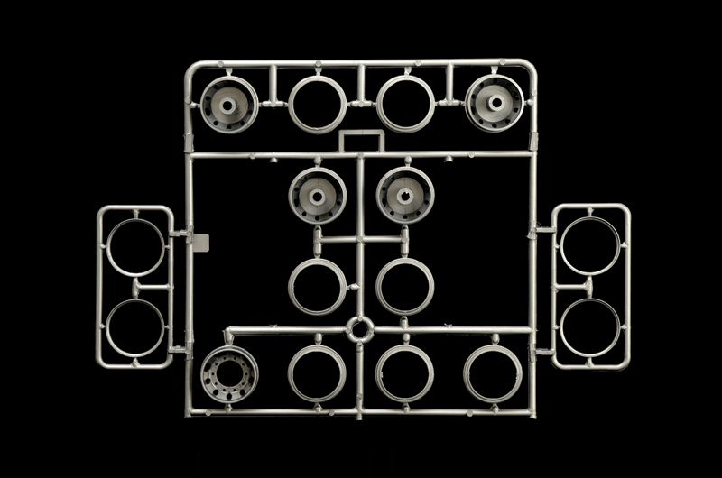 Italeri Freightliner Heavy Dumper Truck 1/24 3783