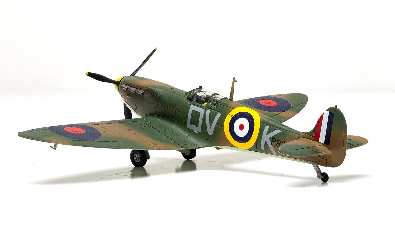 Airfix Supermarine Spitfire Mk.Ia 1:72 A01071C