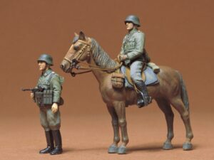 TAMIYA WEHRMACHT MOUNTED INFANTRY SET 1/35 35053