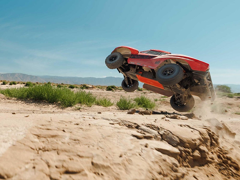 1/10 FURY MEGA 550 4X2 SCT with Battery & Charger Red - Image 8